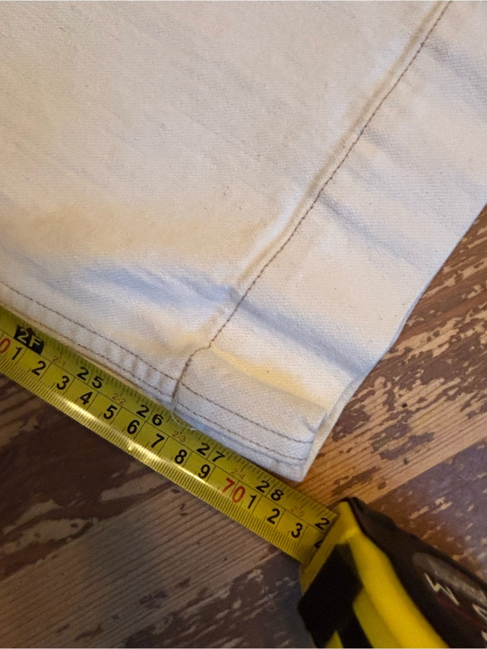 G. Label Wide Leg Cream Denim Jeans. Size 29 - Picture 4 of 10